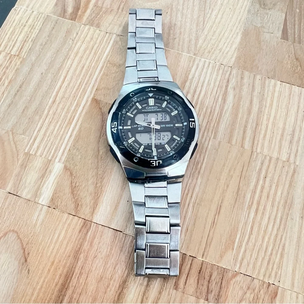 Casio Men's Silver Watch with Black Dial